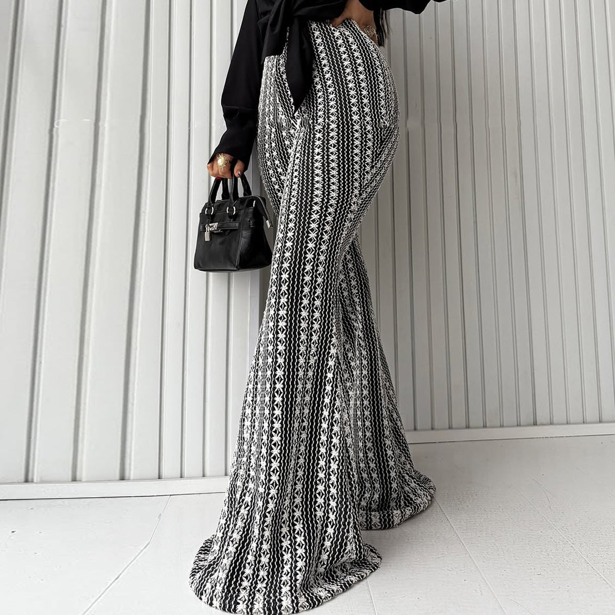 Slim-fit Striped Mid-rise Stretch Flare Pants In European And American Style